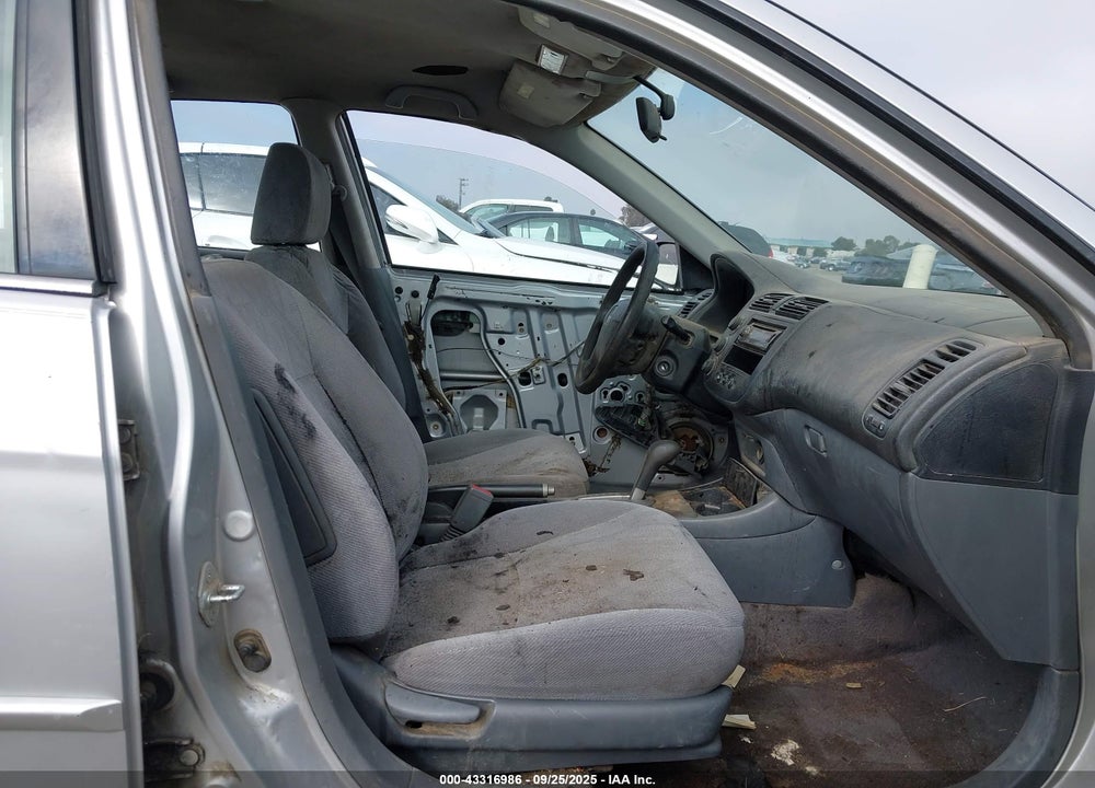 2002 HONDA CIVIC LX VIN: JHMES16602S004198