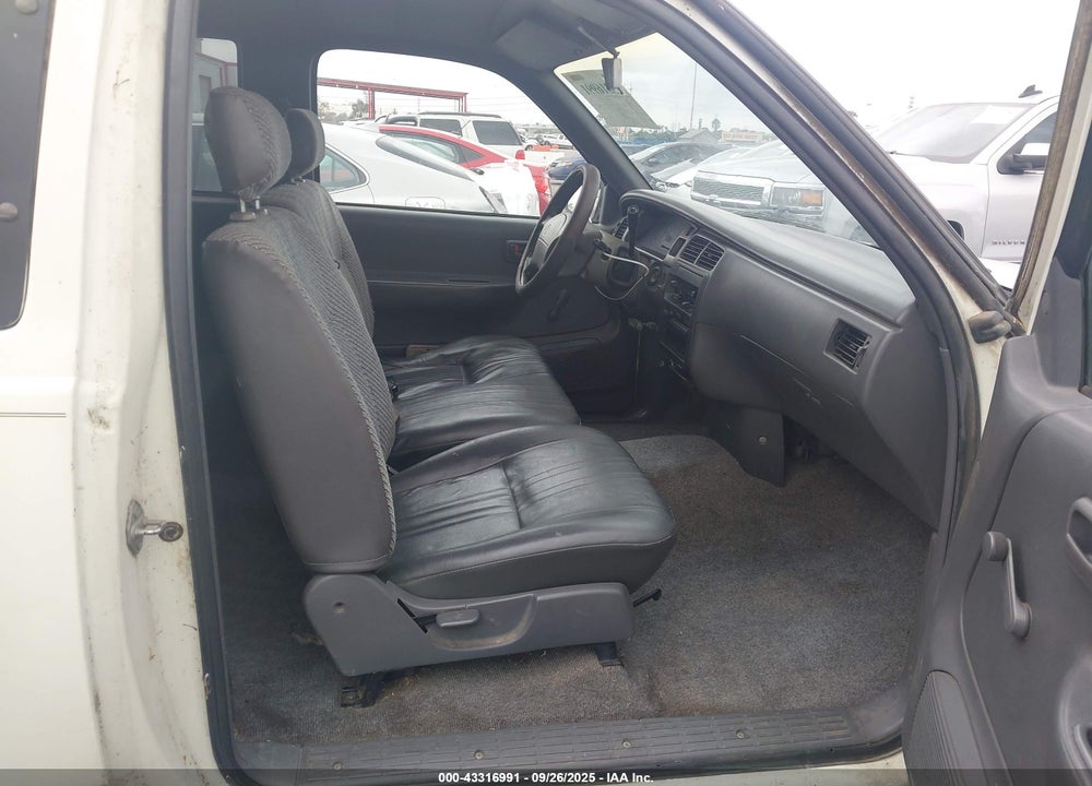 1996 TOYOTA T100 XTRACAB VIN: JT4TN12D6T0025199