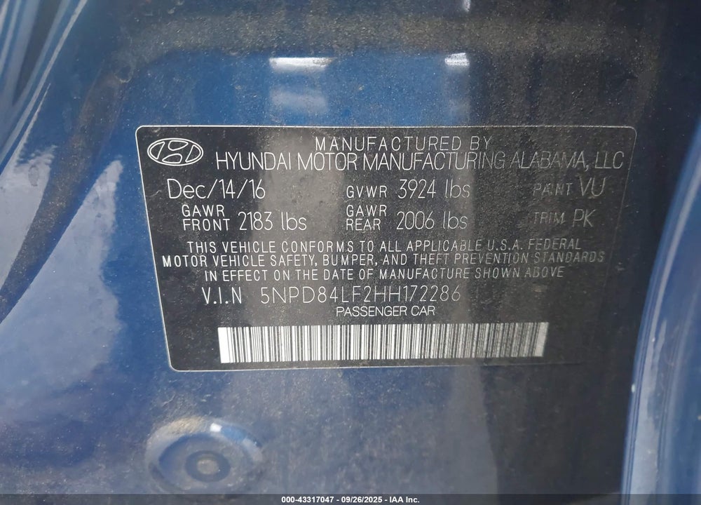 2017 HYUNDAI ELANTRA VIN: 5NPD84LF2HH172286