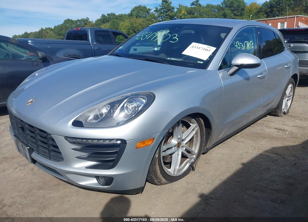 2015 PORSCHE MACAN VIN: WP1AB2A50FLB51589