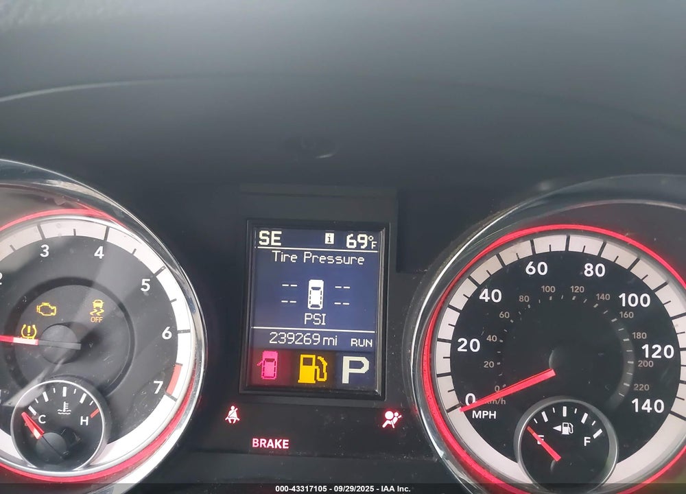 2011 DODGE DURANGO CREW VIN: 1D4RE4GG7BC599597