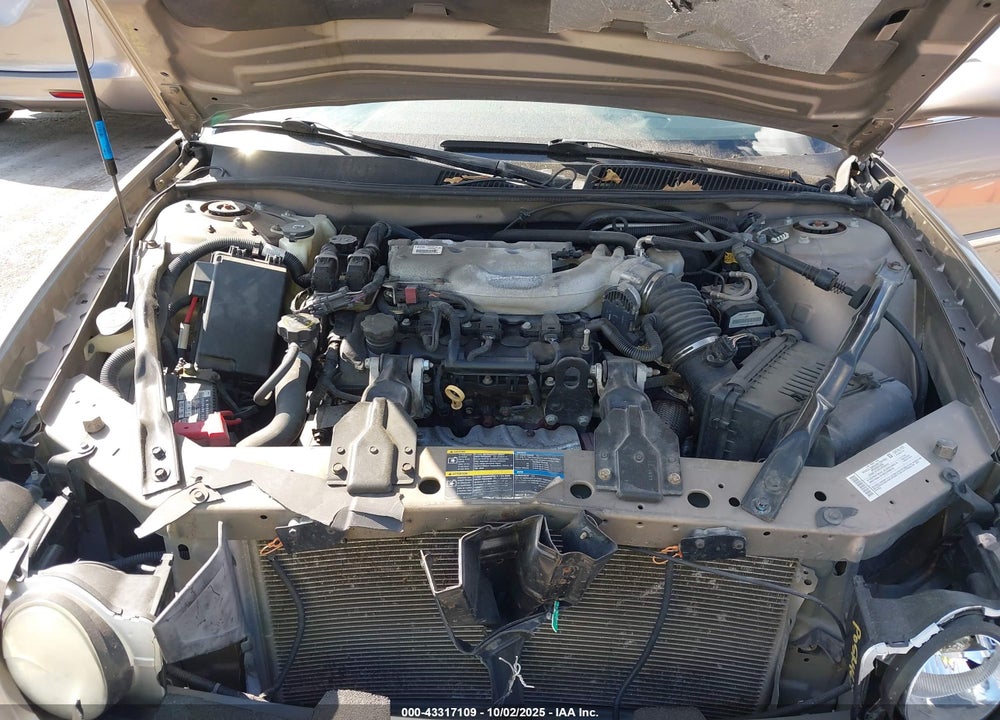 2007 BUICK LACROSSE VIN: 2G4WE587371177145
