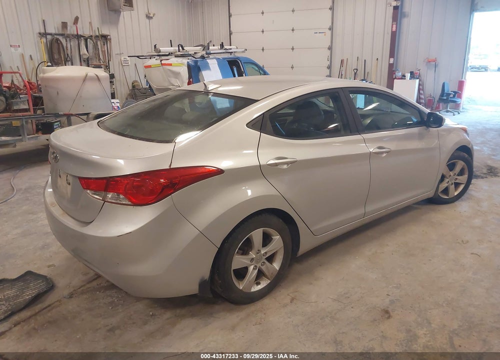 2013 HYUNDAI ELANTRA VIN: KMHDH4AE1DU009702