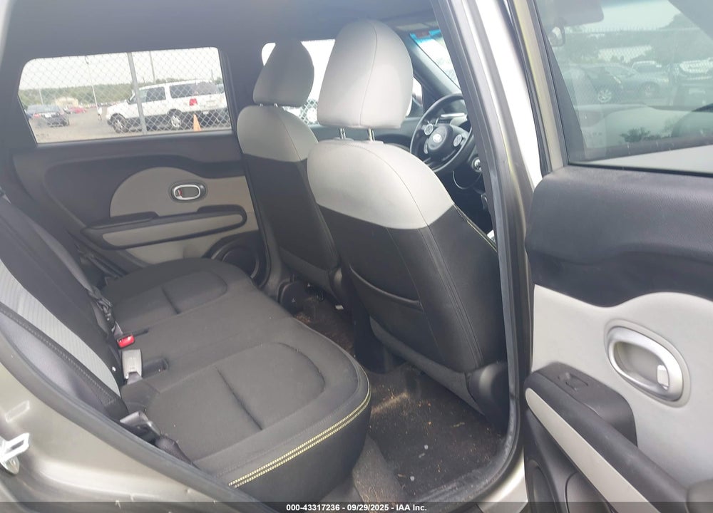 2016 KIA SOUL VIN: KNDJP3A55G7251822