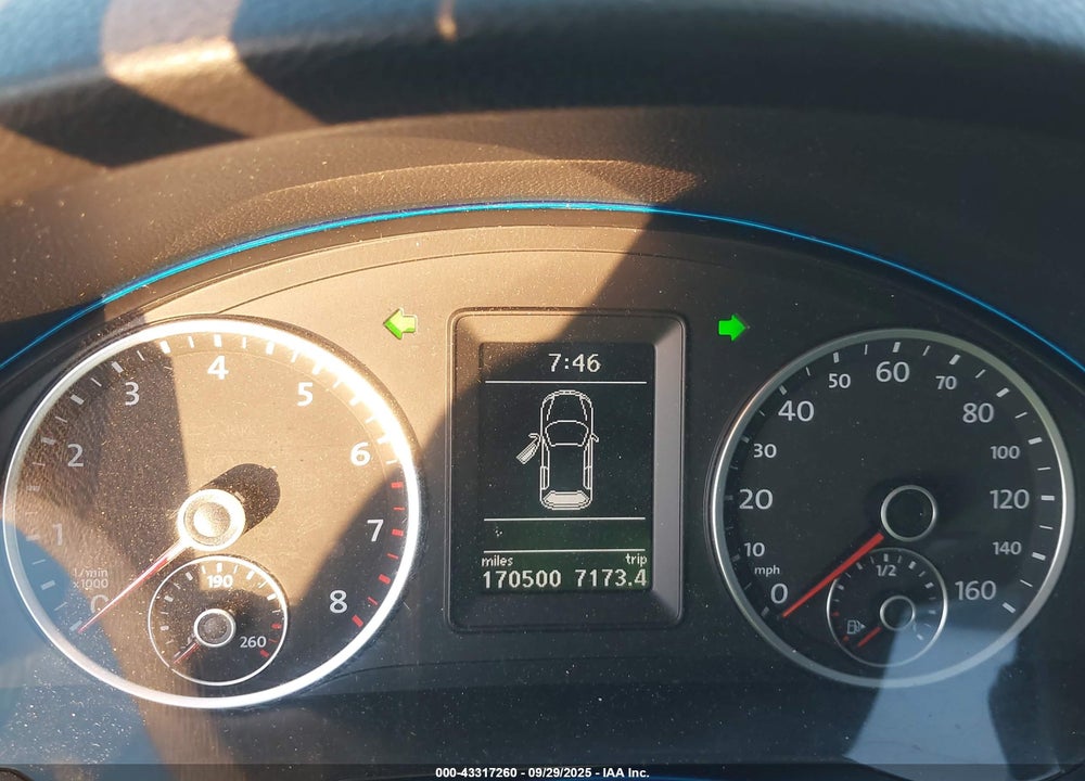 2012 VOLKSWAGEN TIGUAN VIN: WVGBV7AX3CW597270