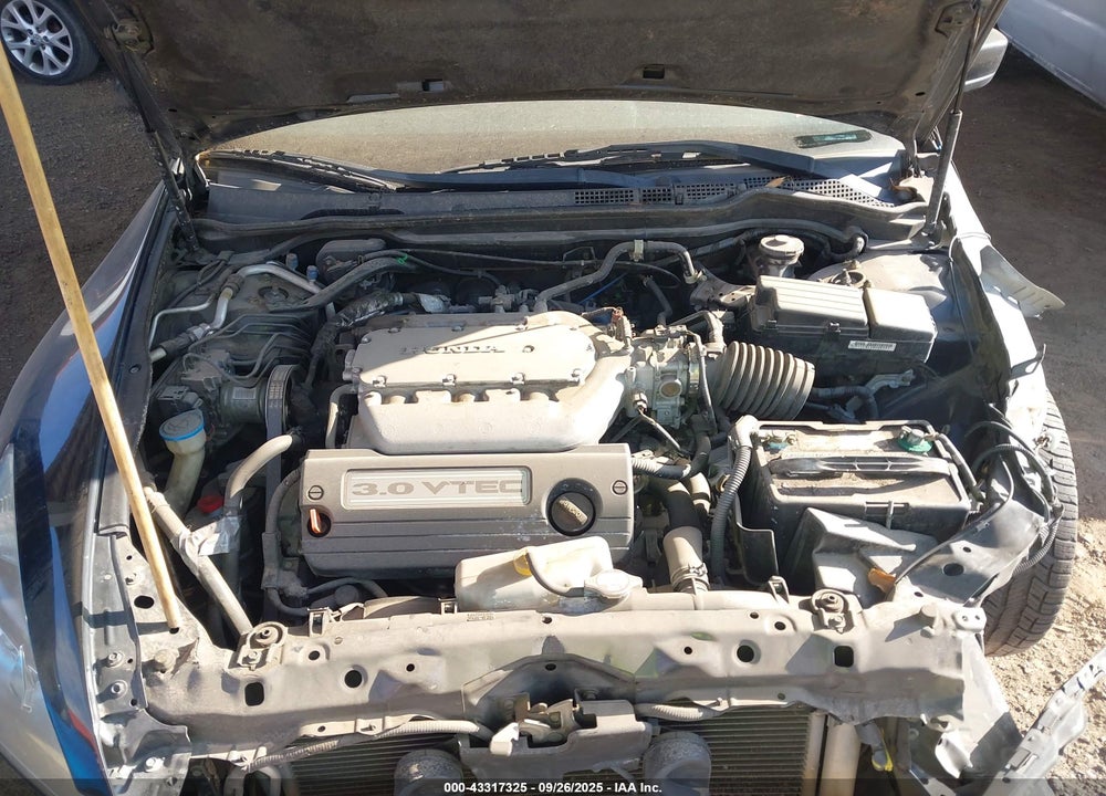2005 HONDA ACCORD 3.0 EX VIN: 1HGCM826X5A006506