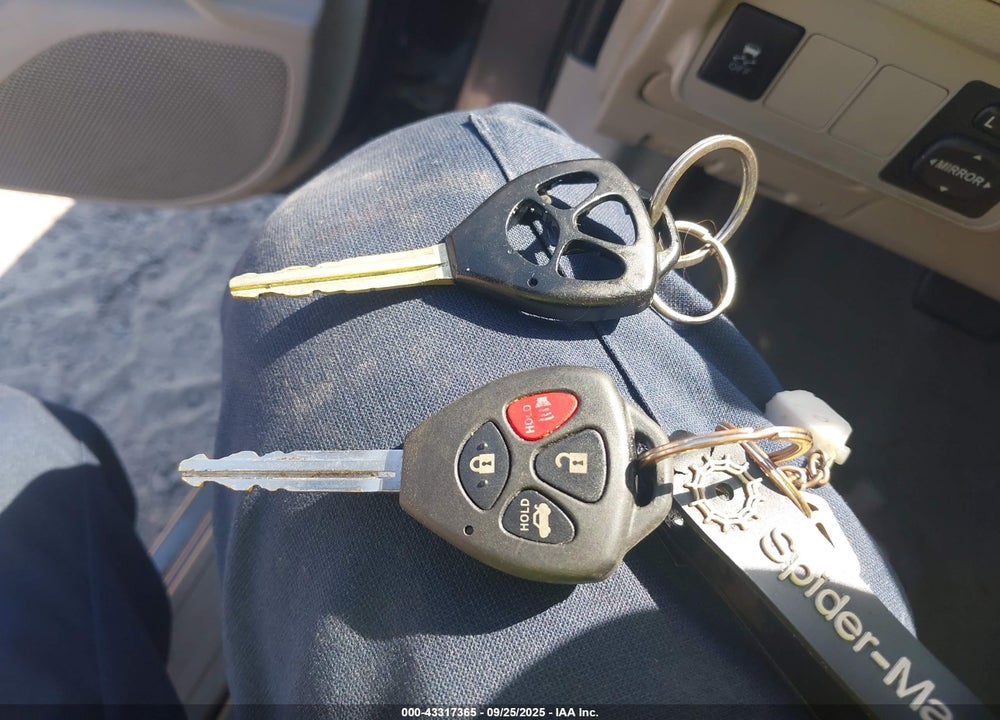 2011 TOYOTA COROLLA LE VIN: JTDBU4EE6BJ094178