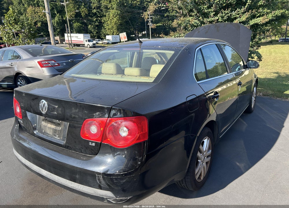 2007 VOLKSWAGEN JETTA VIN: 3VWEF71K77M074162
