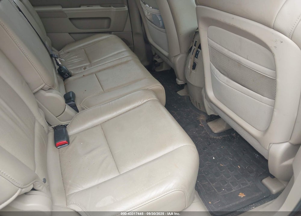 2011 HONDA PILOT EX-L VIN: 5FNYF3H5XBB050380