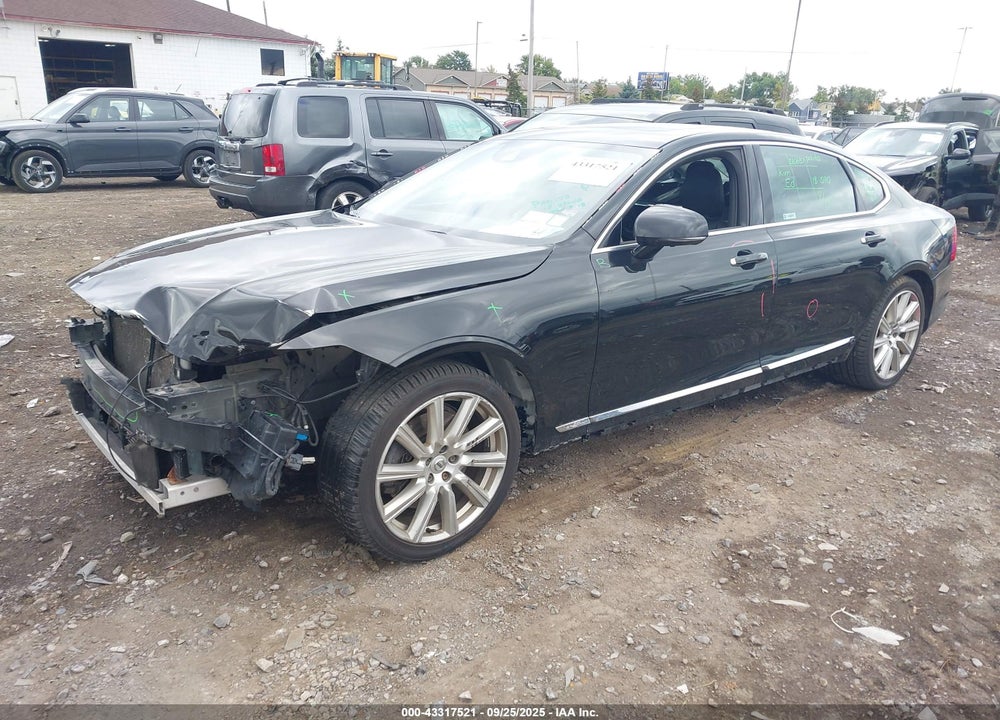 2018 VOLVO S90 VIN: LVY992MLXJP007522