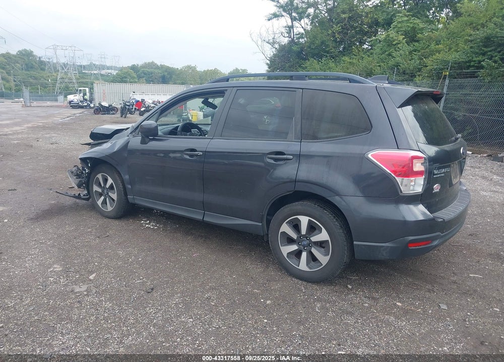2017 SUBARU FORESTER 2.5I PREMIUM VIN: JF2SJAEC1HH488453