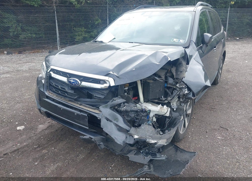 2017 SUBARU FORESTER 2.5I PREMIUM VIN: JF2SJAEC1HH488453
