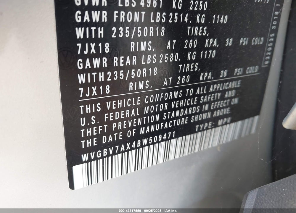 2011 VOLKSWAGEN TIGUAN VIN: WVGBV7AX4BW509471