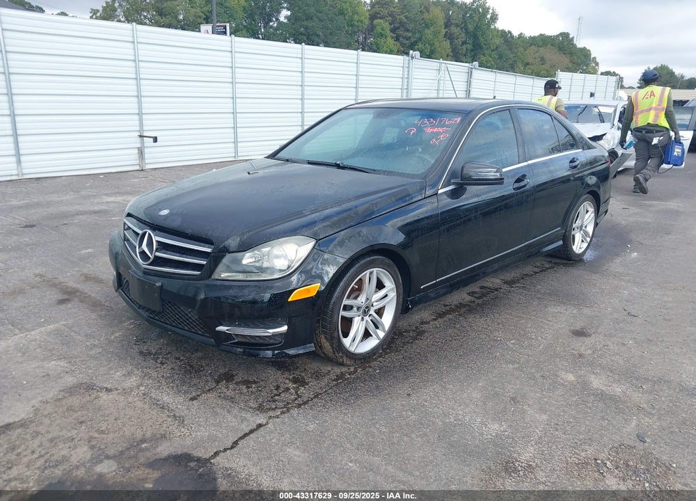 2014 MERCEDES-BENZ C CLASS VIN: WDDGF4HB2ER304790