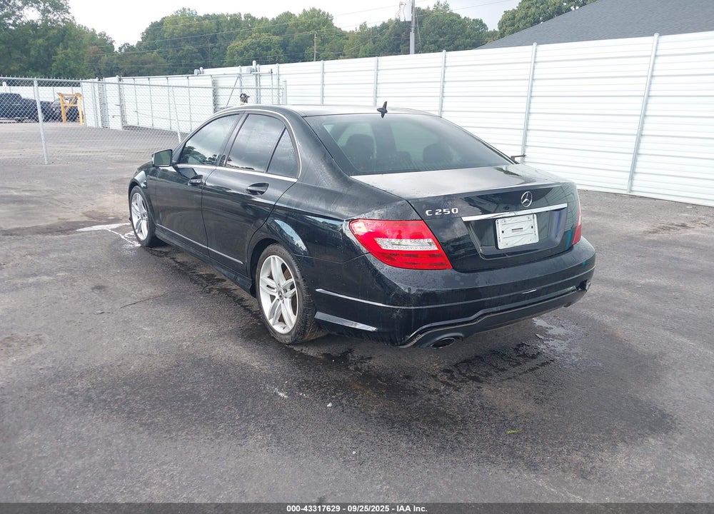 2014 MERCEDES-BENZ C CLASS VIN: WDDGF4HB2ER304790