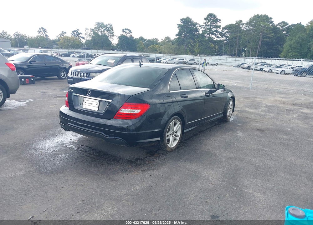 2014 MERCEDES-BENZ C CLASS VIN: WDDGF4HB2ER304790