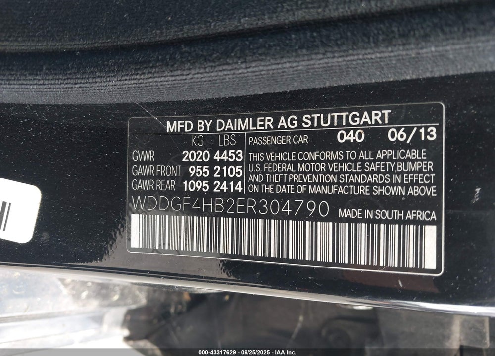 2014 MERCEDES-BENZ C CLASS VIN: WDDGF4HB2ER304790