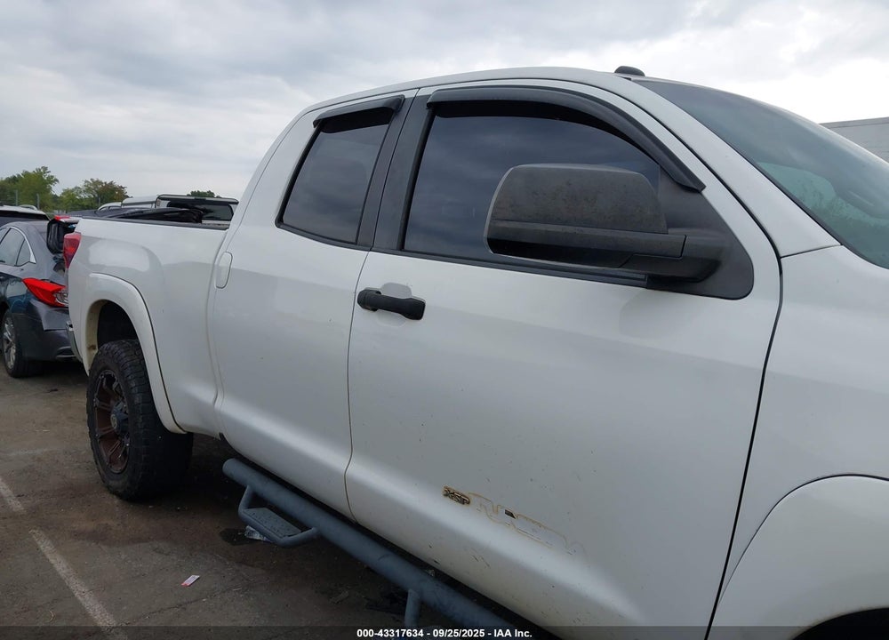 2011 TOYOTA TUNDRA GRADE 4.6L V8 VIN: 5TFRM5F13BX032315
