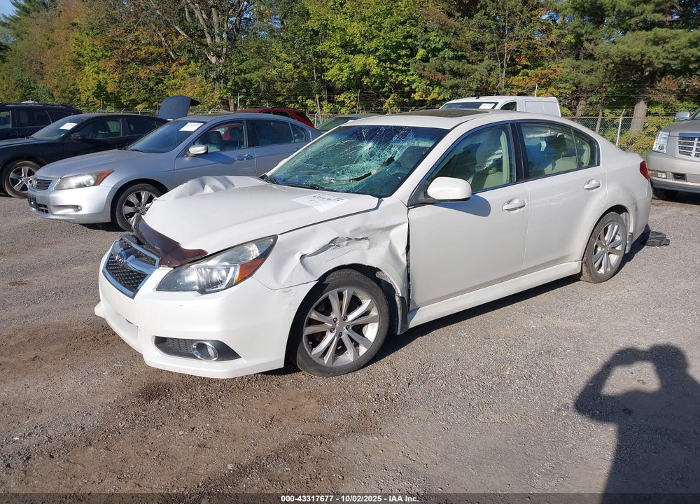 2014 SUBARU LEGACY 2.5I LIMITED VIN: 4S3BMBL61E3033135