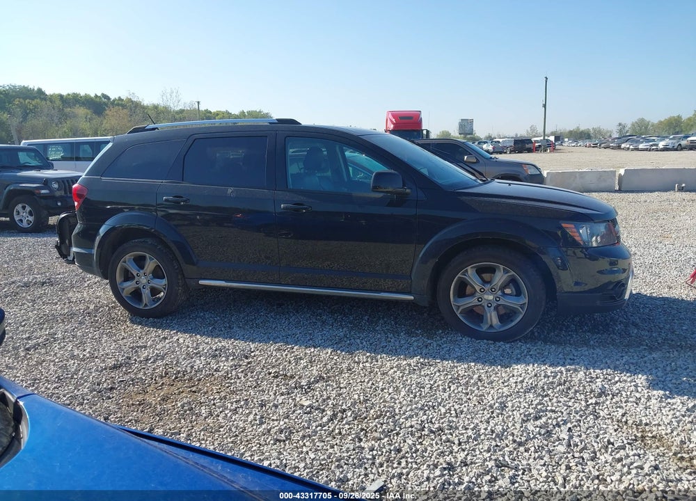 2017 DODGE JOURNEY VIN: 3C4PDCGB1HT613030