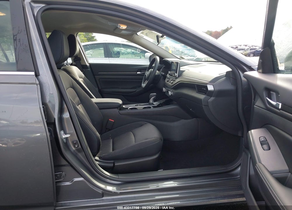 2024 NISSAN ALTIMA SV FWD VIN: 1N4BL4DV0RN382601