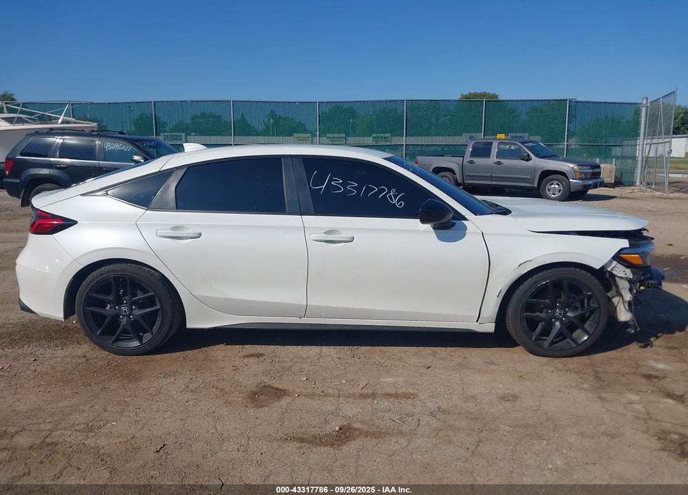 2024 HONDA CIVIC VIN: 19XFL2H88RE026194