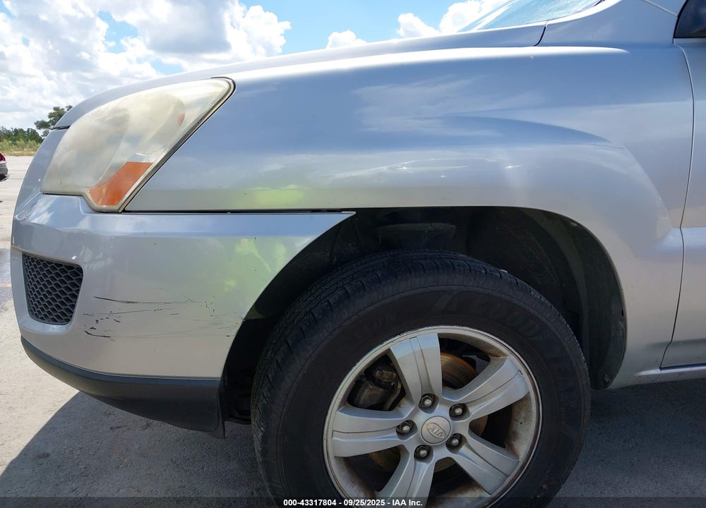 2009 KIA SPORTAGE VIN: KNDJF724597564808