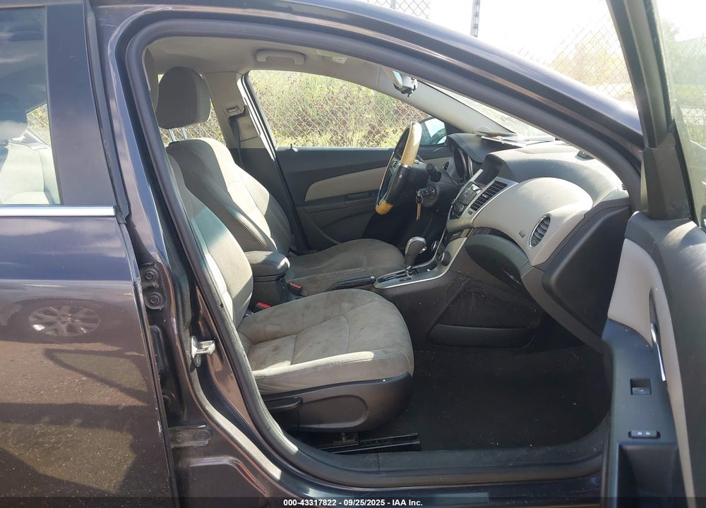 2015 CHEVROLET CRUZE 1LT AUTO VIN: 1G1PC5SB2F7178955