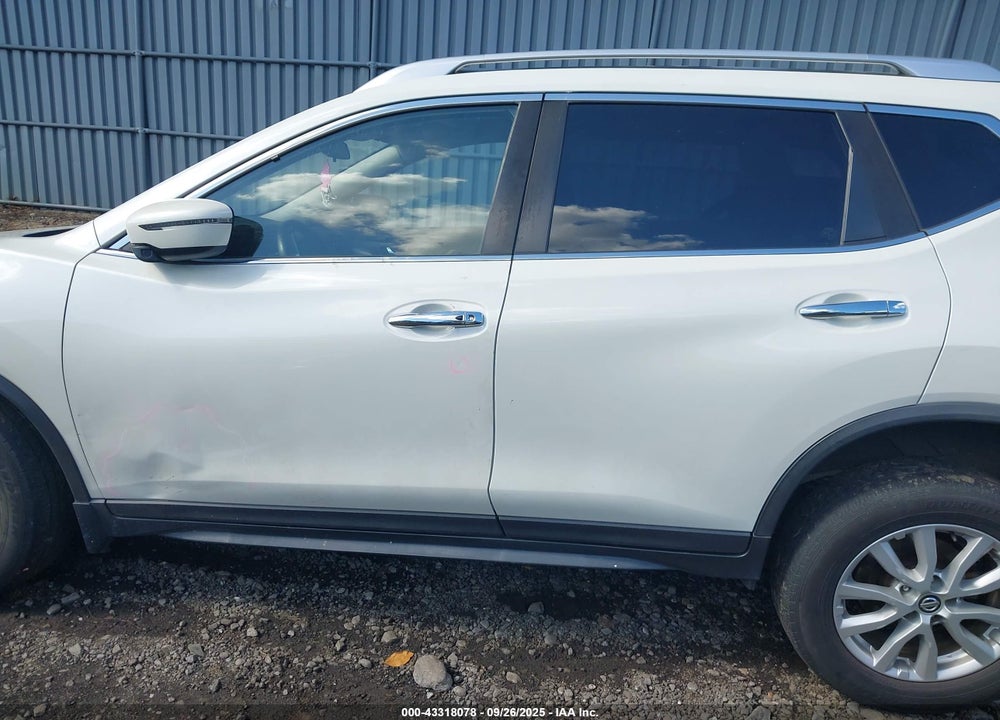 2020 NISSAN ROGUE VIN: JN8AT2MV9LW122083