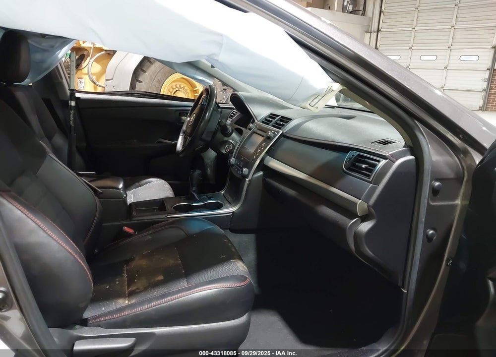2017 TOYOTA CAMRY SE VIN: 4T1BF1FK1HU790656