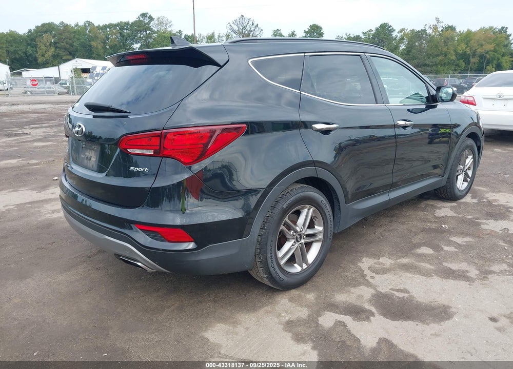 2017 HYUNDAI SANTA FE VIN: 5XYZU3LB7HG400914