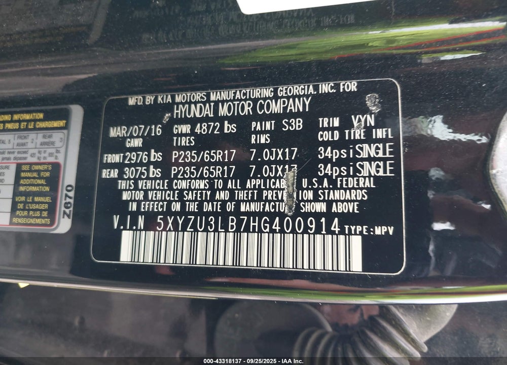 2017 HYUNDAI SANTA FE VIN: 5XYZU3LB7HG400914