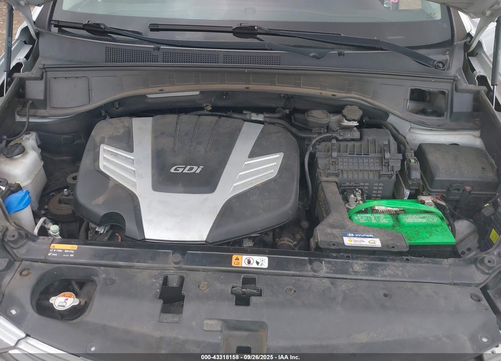 2016 HYUNDAI SANTA FE VIN: KM8SRDHF8GU133084