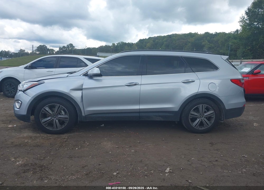 2016 HYUNDAI SANTA FE VIN: KM8SRDHF8GU133084