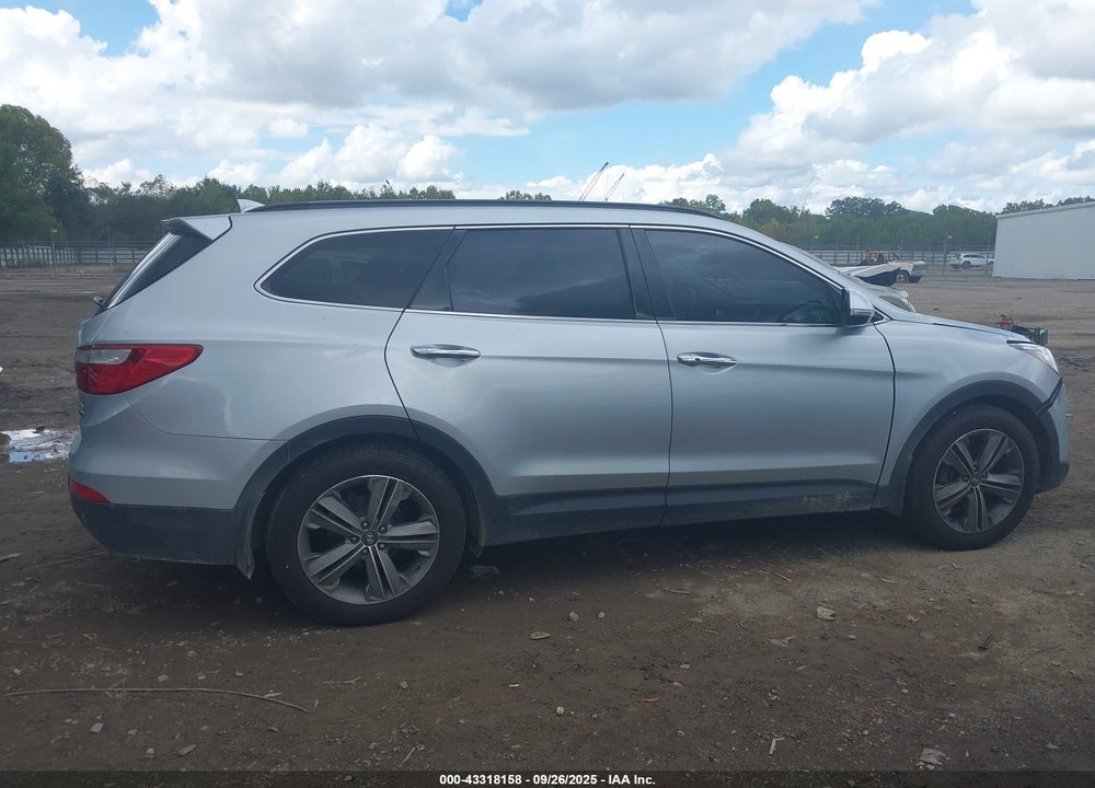 2016 HYUNDAI SANTA FE VIN: KM8SRDHF8GU133084