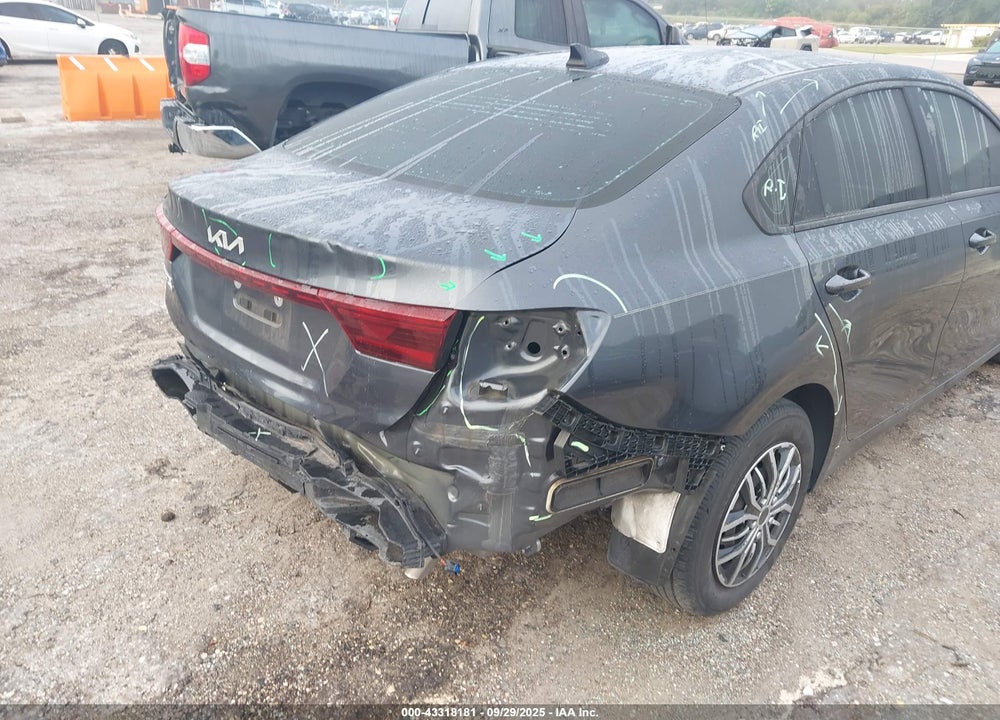 2022 KIA FORTE FE VIN: 3KPF24AD3NE481177