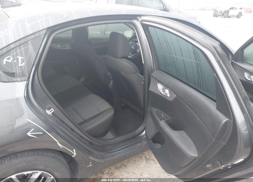 2022 KIA FORTE FE VIN: 3KPF24AD3NE481177