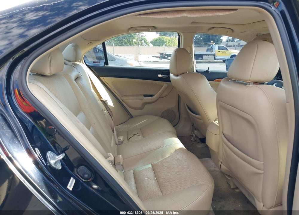 2004 ACURA TSX VIN: JH4CL96834C002723