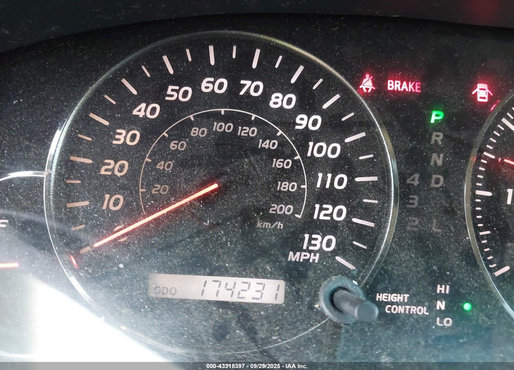 2004 LEXUS GX 470 VIN: JTJBT20X640026372