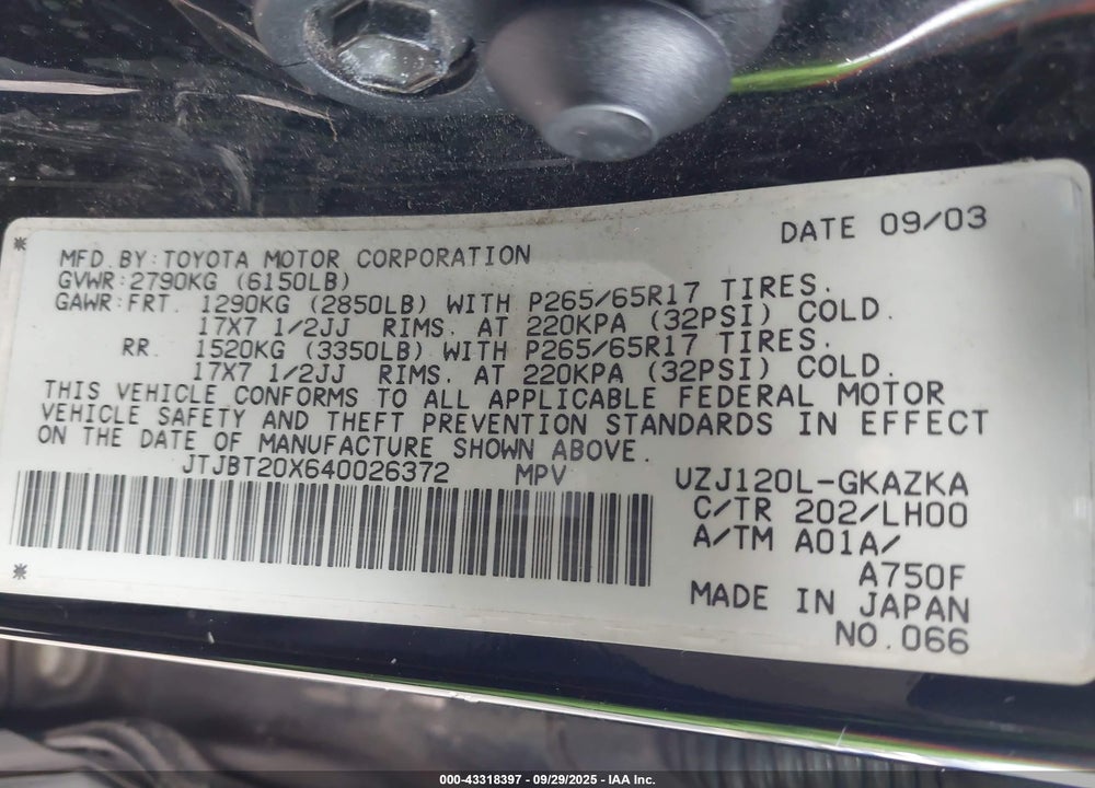 2004 LEXUS GX 470 VIN: JTJBT20X640026372