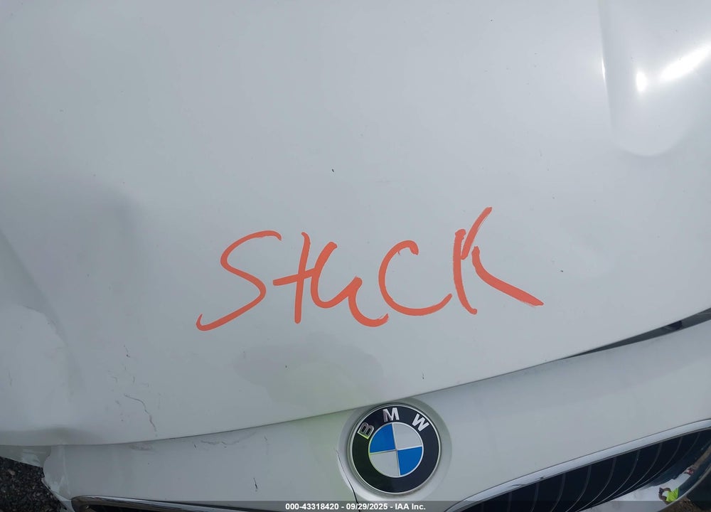 2017 BMW 3 SERIES VIN: WBA8E5G30HNU42435