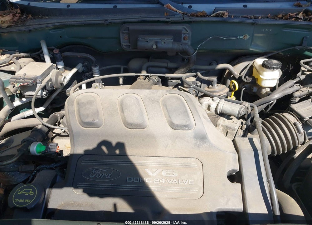 2001 FORD ESCAPE XLT VIN: 1FMCU04161KF64662