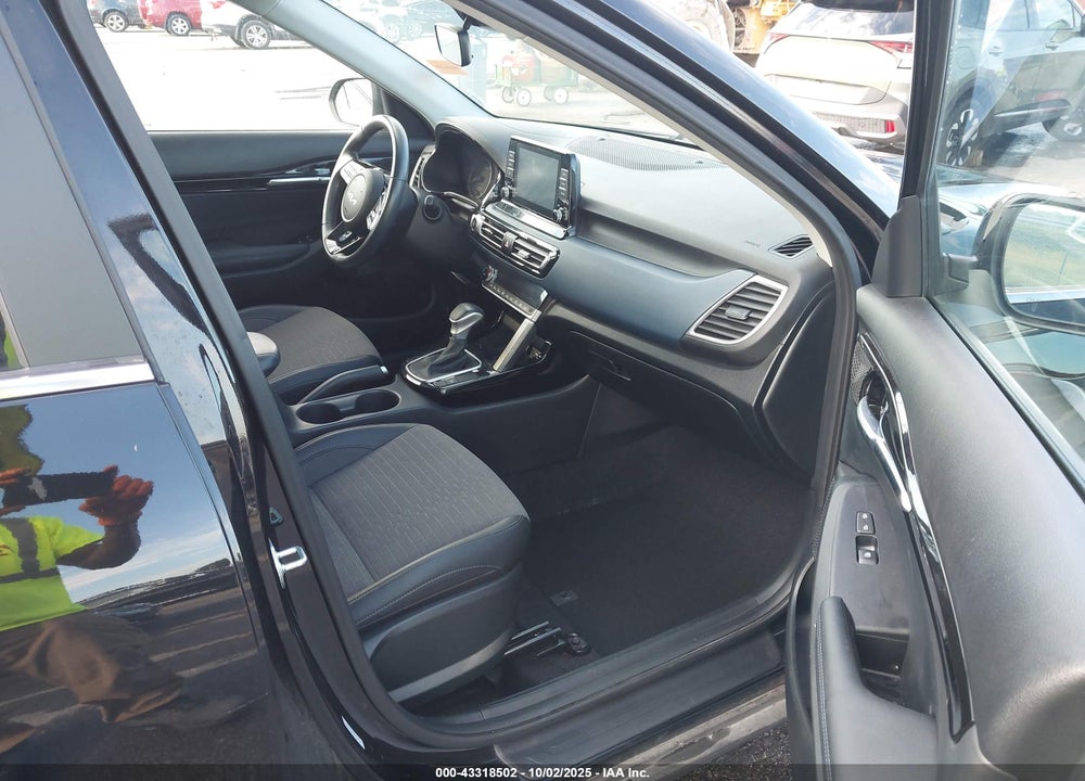 2023 KIA SELTOS S VIN: KNDEU2AA8P7454446
