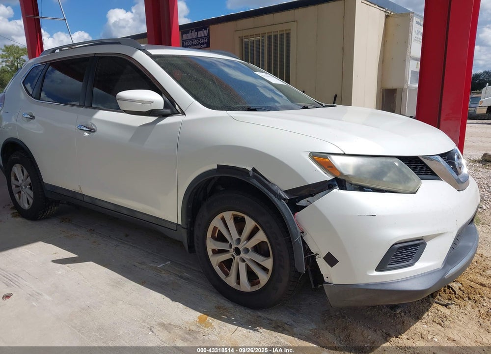 2015 NISSAN ROGUE VIN: 5N1AT2MT8FC799881