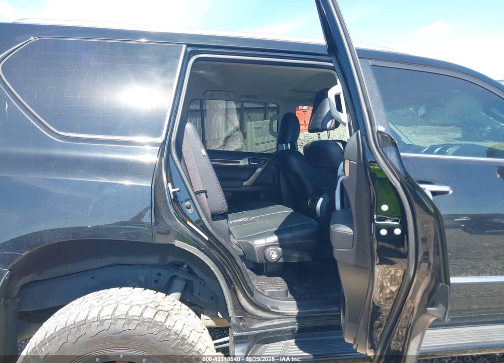 2018 LEXUS GX 460 VIN: JTJBM7FX3J5210295