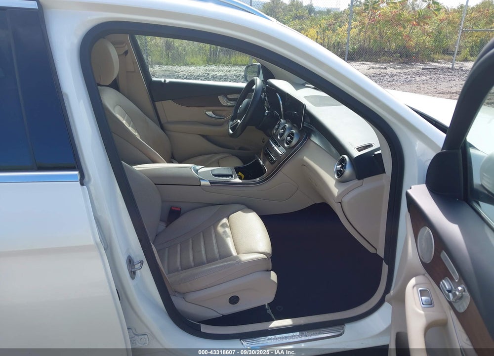 2021 MERCEDES-BENZ GLC CLASS VIN: W1N0G8EB7MF992234