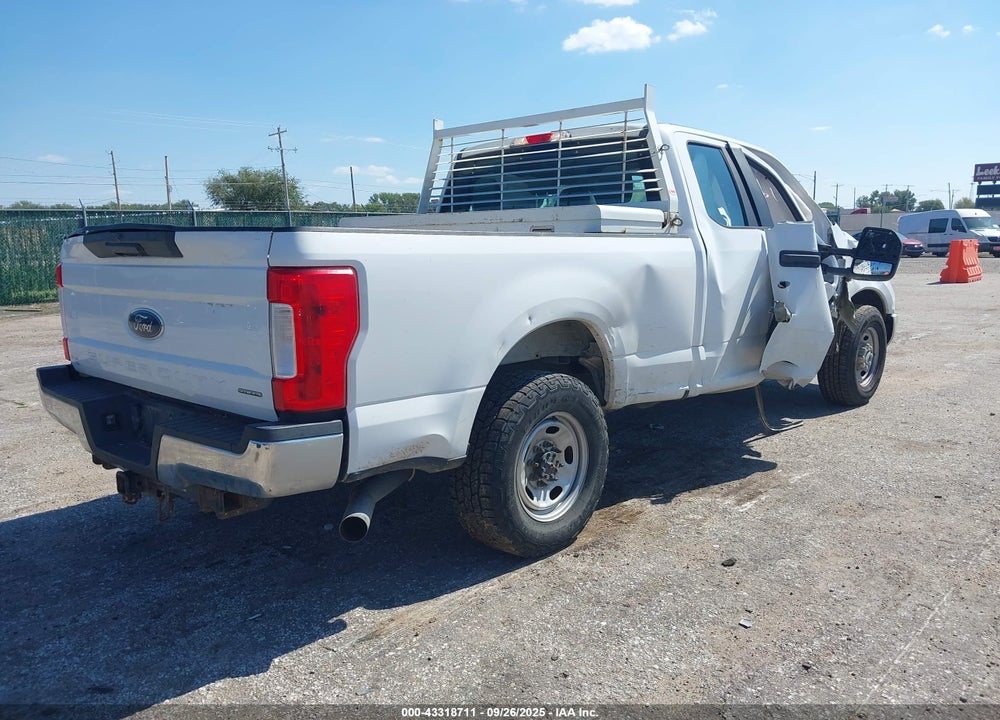2017 FORD F-250 VIN: 1FT7X2A68HEC46639