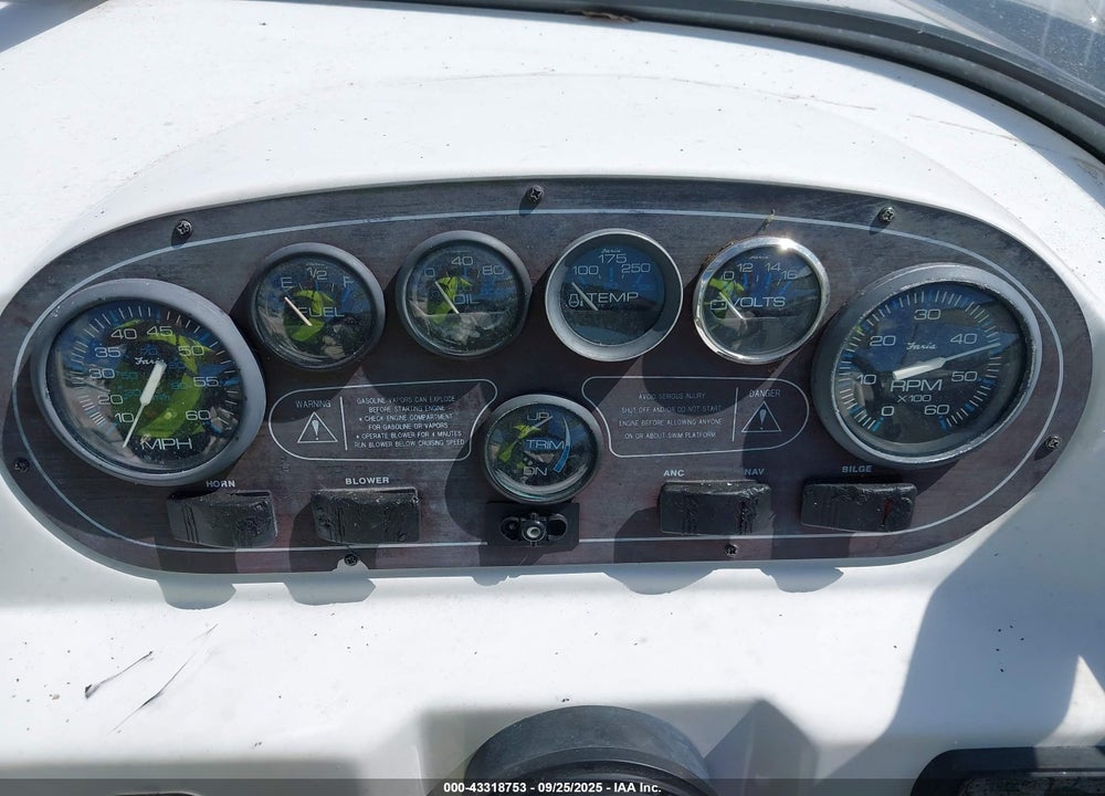 1999 ARMADA POWERBOATS BOAT VIN: EFJ00664E999