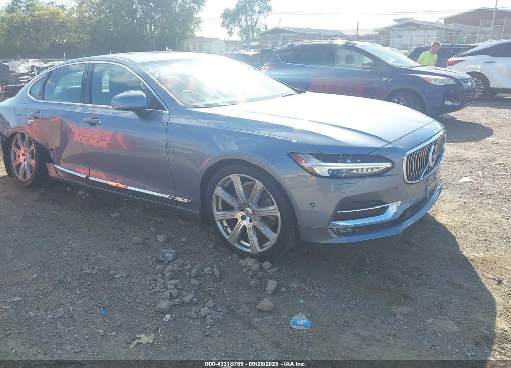 2017 VOLVO S90 T6 INSCRIPTION VIN: YV1A22ML7H1000821