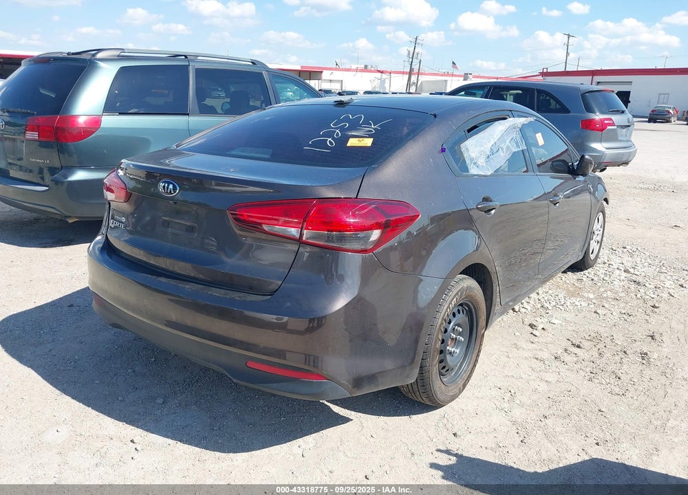 2017 KIA FORTE VIN: 3KPFL4A73HE063486